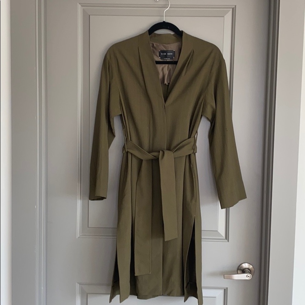 1-01 Babaton Paraskeva Dress - Aritzia